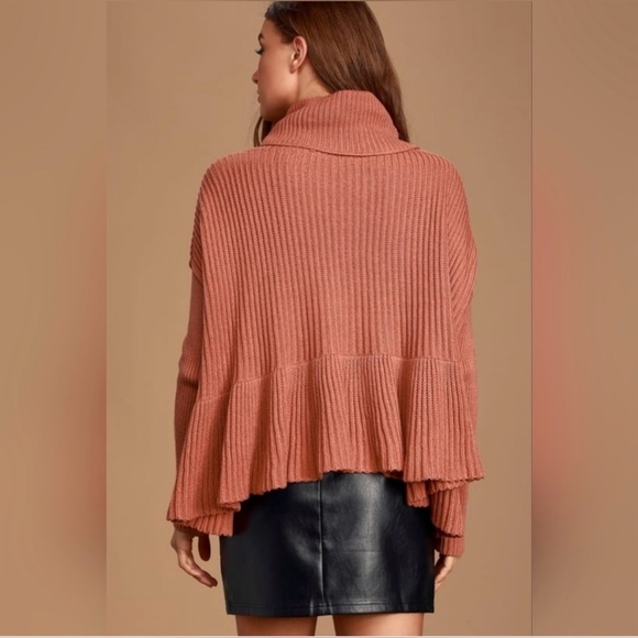 Free People Layer Cake Trapeze Turtleneck Sweater Size Small - Picture 6 of 12